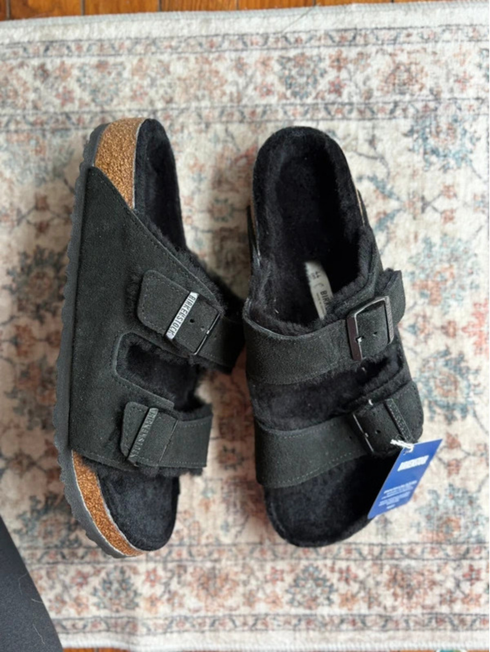 Mens size 44 EU or 11 USA Black Fuzzy Arizona Birkenstocks